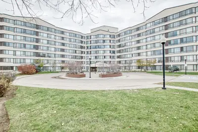 1001 Cedarglen Gate 412, Mississauga, On L5c 4r2