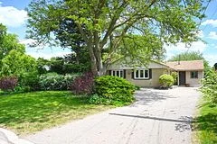 5 Maldaver Avenue, Mississauga, On L5m 1w4