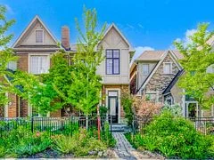 3557 Eglinton Avenue W, Mississauga, On L5m 7t3