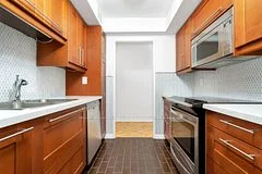 1515 Lakeshore Road E 710, Mississauga, On L5e 3e2