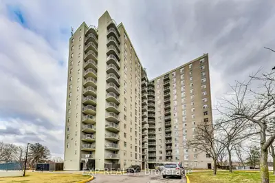 3559 Eglinton Avenue W 810, Toronto W04, On M6m 5c6