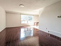 211 Slater Crescent Upper, Oakville, ON L6K 2C7