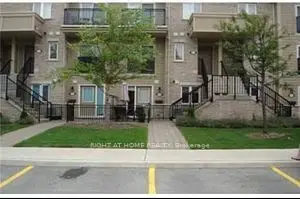 4975 Southampton Drive 323, Mississauga, On L5m 8e4
