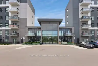Condo Apartment in Oakville
