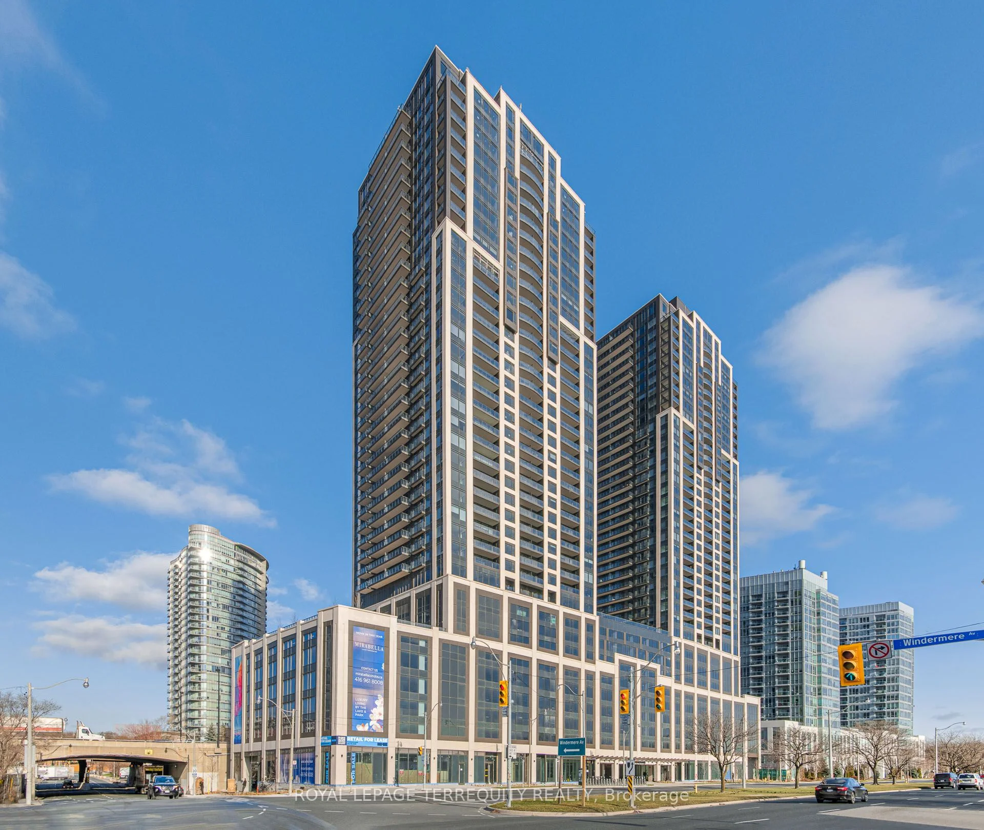 Condo Apartment in Toronto