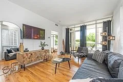 388 Prince Of Wales Drive 306, Mississauga, On L5b 0a1