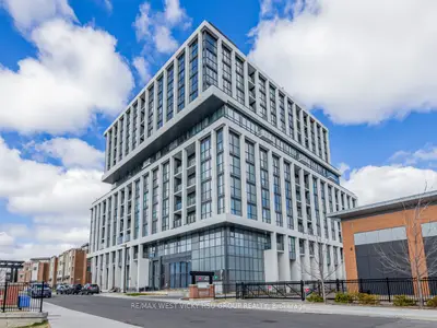 Condo Apartment in Mississauga