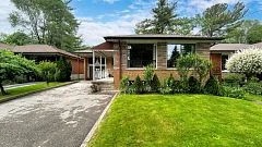 26 Munhall Road, Toronto W09, On M9p 1p9