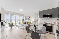 4655 Metcalfe Avenue 402, Mississauga, On L5m 0z7