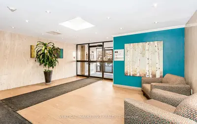 3120 Kirwin Avenue 301, Mississauga, On L5a 3r2