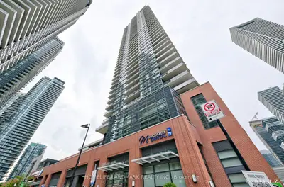 2200 Lake Shore Boulevard W 809, Toronto W06, On M8v 1a4