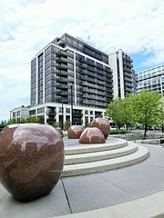 55 De Boers Drive 714, Toronto W05, On M3j 0g5