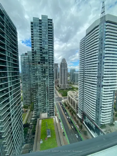 510 Curran Place 2706, Mississauga, On L5b 0j8