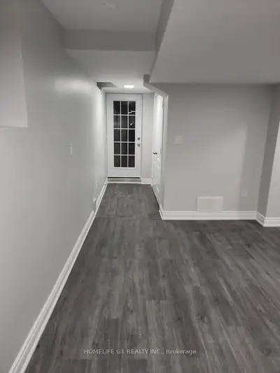 3797 Allcroft Road Lower, Mississauga, On L5n 6t9