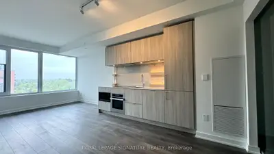 28 Ann Street 618, Mississauga, On L5g 0e1