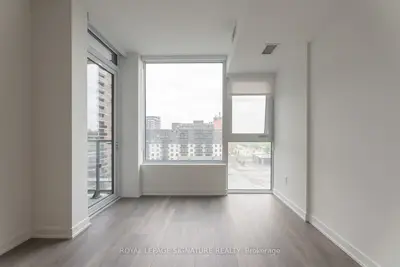 28 Ann Street 518, Mississauga, On L5g 3g1