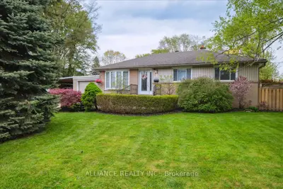 1864 Hindhead Road, Mississauga, On L5j 1n6