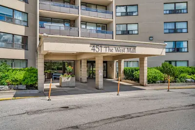 451 The West Mall Drive 512, Toronto W08, On M9c 1g1