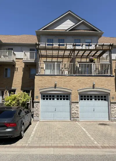 3070 Thomas Street 8, Mississauga, On L5m 0t2