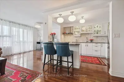 11 Wincott Drive 1006, Toronto W09, On M9c 2r9