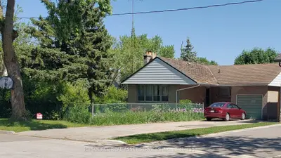 478 Trillium Drive, Oakville, On L6k 1s9