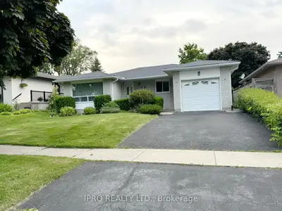 2417 Bonner Road Upper, Mississauga, On L5j 2e1