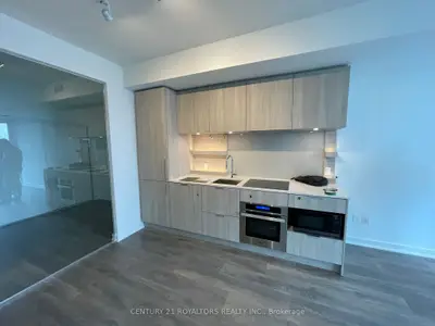 28 Ann Street 501, Mississauga, On L5g 3g1