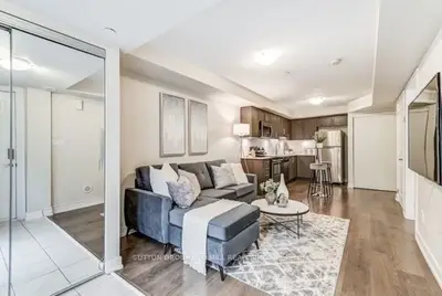 6 Drummond Street 302, Toronto W06, On M8v 1y8