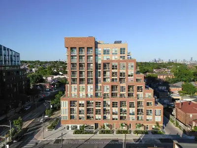 1787 St Clair Avenue W 816, Toronto W03, On M6n 1j6