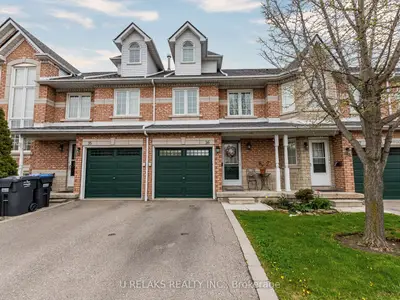455 Apache Court 36, Mississauga, On L4z 3w8