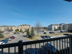 1470 Bishops Gate 304, Oakville, ON L6M 4N2
