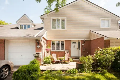 #44 2079 The Collegeway, Mississauga, On, L5l 3m1