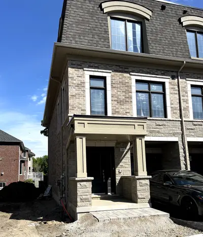 76 Salina Street, Mississauga, On L5m 2s5
