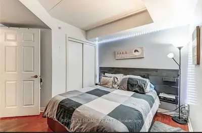 1450 Bishops Gate 108, Oakville, On L6m 4n1