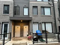 3556 Colonial Drive 15, Mississauga, On L5l 5t3