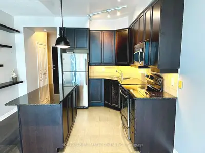 225 Webb Drive 1109, Mississauga, On L5b 4p2