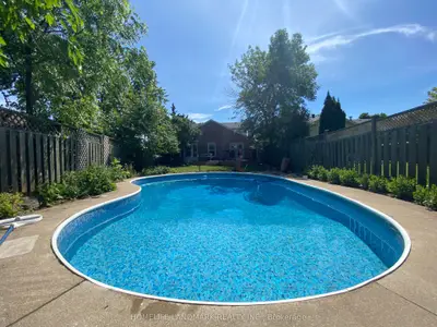 1115 Glenridge Drive, Oakville, On L6m 2l1