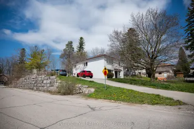 5 John Street, Halton Hills, On L7g 2s6