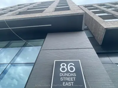 86 Dundas Street E 416, Mississauga, On L5a 0b1