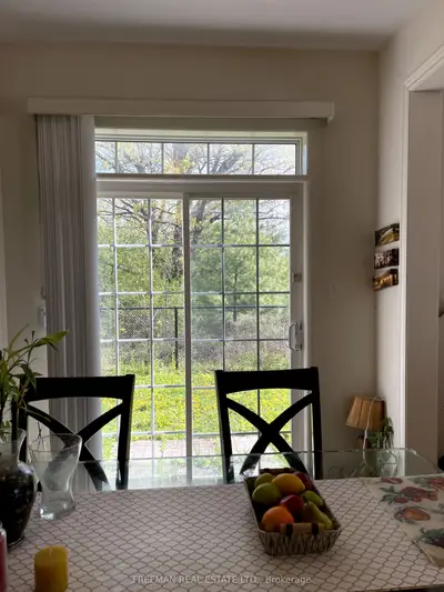 5577 Meadowcrest Avenue, Mississauga, On L5m 0v1