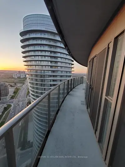 60 Absolute Avenue 4305, Mississauga, On L4t 0a9