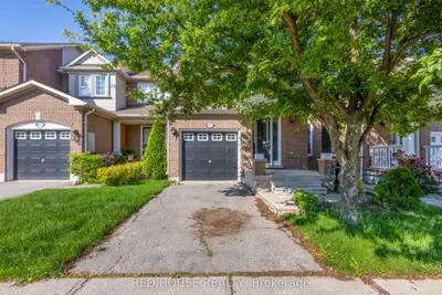 2447 Wooden Hill Circle, Oakville, On L6m 4e3