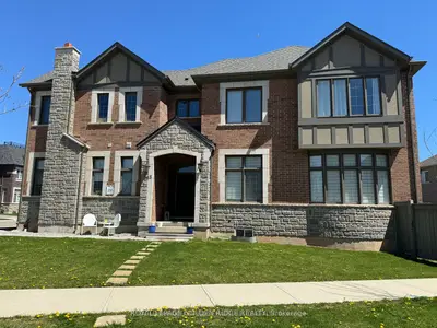 3345 Erasmum Street, Oakville, On L6m 0t1