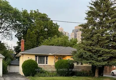Detached in Toronto