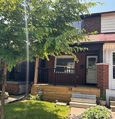 138 Rosethorn Avenue, Toronto W03, On M6n 3l1