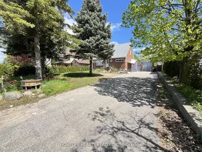 4101 Hickory Drive, Mississauga, On L4w 1l1