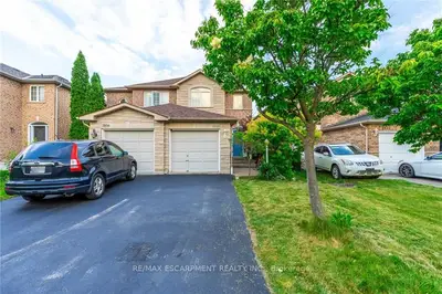 3818 Foxborough Trail, Mississauga, On L5n 7w4