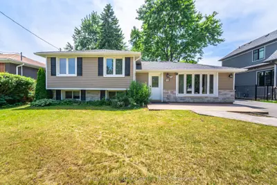 418 Tennyson Drive, Oakville, On L6l 3z1