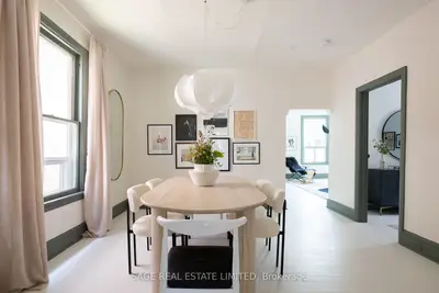 32 Boustead Avenue, Toronto W01, On M6r 1y9