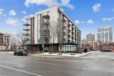 70 Port Street E 408, Mississauga, On L5g 4v8